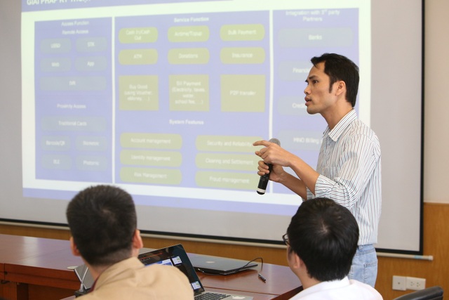 Chấm Chung khảo Nhân tài Đất Việt 2018: Thí sinh bị quay như "chong chóng" - 19 Chấm Chung khảo Nhân tài Đất Việt 2018: Thí sinh bị quay như "chong chóng" - 19
