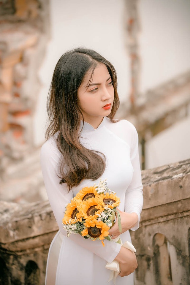Nữ sinh ĐH Thương mại sở hữu vẻ đẹp không góc chết - 11 Nữ sinh ĐH Thương mại sở hữu vẻ đẹp không góc chết - 11