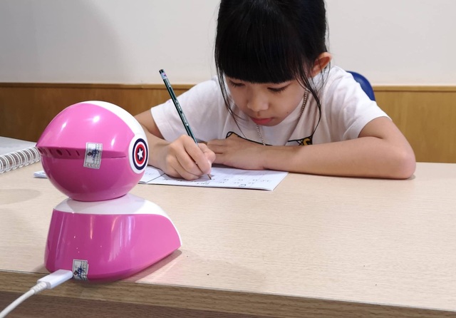 Chấm Chung khảo Nhân tài Đất Việt 2018: Thí sinh bị quay như "chong chóng" - 22 Chấm Chung khảo Nhân tài Đất Việt 2018: Thí sinh bị quay như "chong chóng" - 22