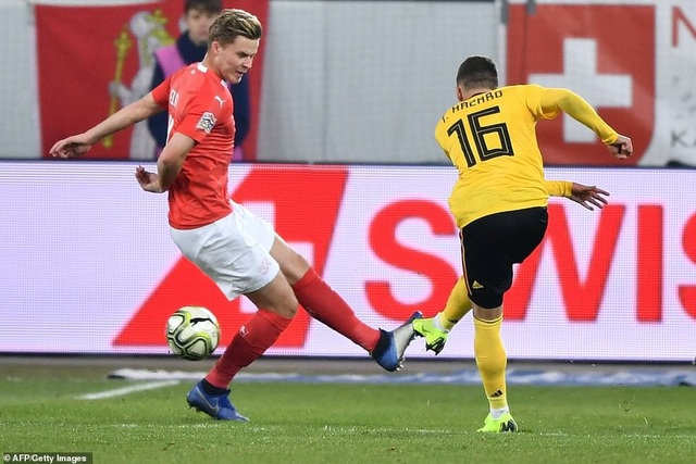 Hạ Bỉ 5-2, Thụy Sỹ giành vé vào bán kết UEFA Nations League - 7
Sự chói sáng của Hazard em đã không giúp Bỉ giành chiến thắng