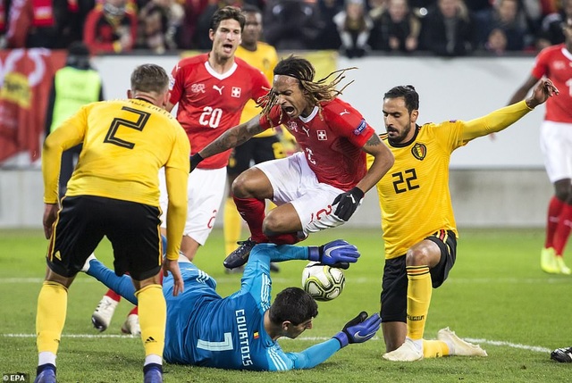 Hạ Bỉ 5-2, Thụy Sỹ giành vé vào bán kết UEFA Nations League - 5
Trận đấu diễn ra đầy căng thẳng