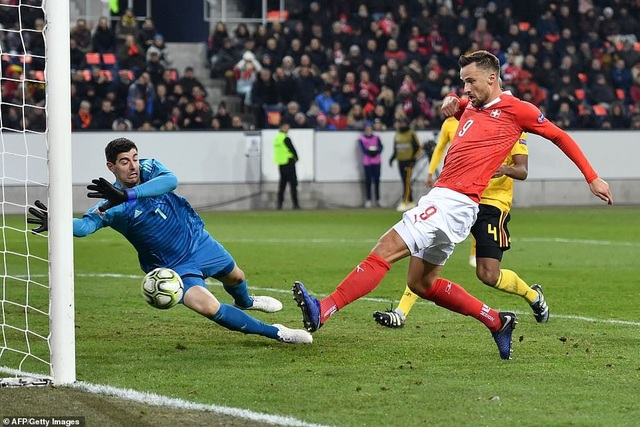 Hạ Bỉ 5-2, Thụy Sỹ giành vé vào bán kết UEFA Nations League - 3
Seferovic đã lập hatttrick nhấn chìm đội tuyển Bỉ