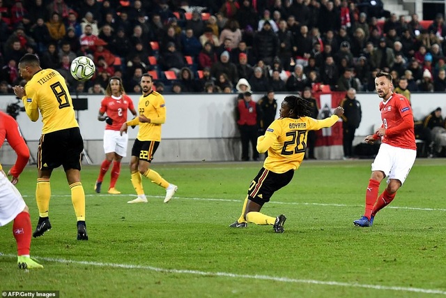 Hạ Bỉ 5-2, Thụy Sỹ giành vé vào bán kết UEFA Nations League - 2
Thụy Sỹ đã có cuộc lội ngược dòng ấn tượng