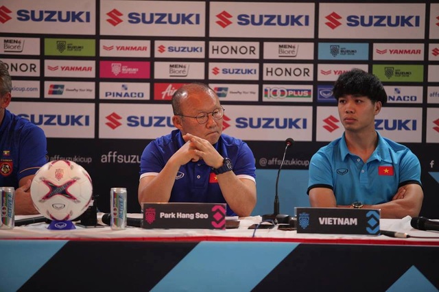 Công Phượng: “Hàng thủ đội tuyển Việt Nam phải kèm chặt Aung Thu" - 1
Công Phượng đánh giá rất cao tiền đạo Aung Thu bên phía Myanmar