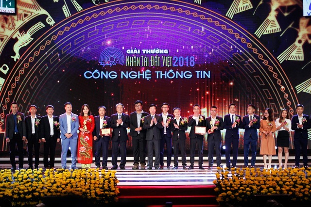 Nhân tài Đất Việt 2018 vinh danh 2 sản phẩm CNTT xuất sắc nhất - 4 Nhân tài Đất Việt 2018 vinh danh 2 sản phẩm CNTT xuất sắc nhất - 4