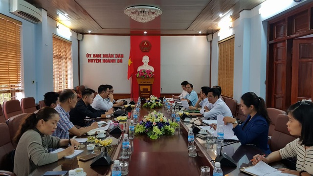 Khai thác than núp bóng nghĩa trang: Huyện Hoành Bồ loanh quanh - Ảnh 3. Khai thác than núp bóng nghĩa trang: Huyện Hoành Bồ loanh quanh - Ảnh 3.