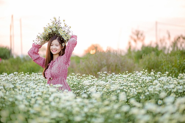 "Hot girl chân khoèo" quyết tâm theo nghiệp diễn, sẵn sàng nhận cả vai quần chúng - 12 "Hot girl chân khoèo" quyết tâm theo nghiệp diễn, sẵn sàng nhận cả vai quần chúng - 12
