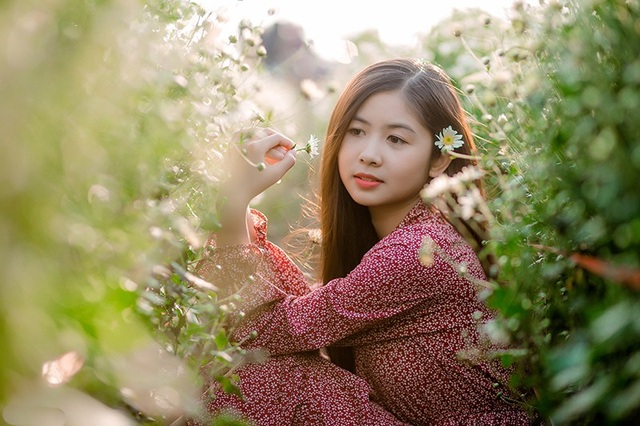"Hot girl chân khoèo" quyết tâm theo nghiệp diễn, sẵn sàng nhận cả vai quần chúng - 8 "Hot girl chân khoèo" quyết tâm theo nghiệp diễn, sẵn sàng nhận cả vai quần chúng - 8