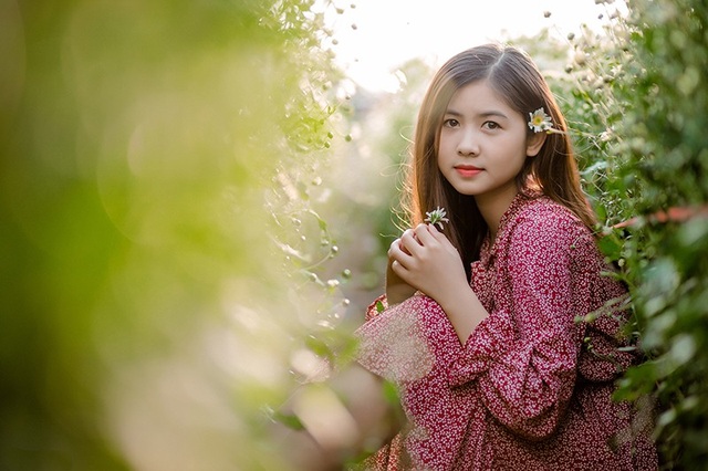 "Hot girl chân khoèo" quyết tâm theo nghiệp diễn, sẵn sàng nhận cả vai quần chúng - 7 "Hot girl chân khoèo" quyết tâm theo nghiệp diễn, sẵn sàng nhận cả vai quần chúng - 7