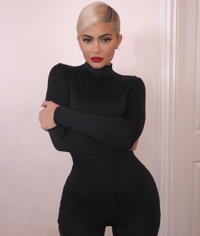 Kylie Jenner là ngôi sao có gu thời trang gây ảnh hưởng nhất - 11
Các nhãn hiệu Kylie yêu thích cũng là các nhãn hiệu mà các cô gái săn tìm