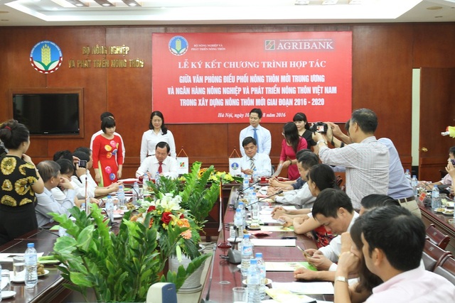 10 năm triển khai Nghị quyết 26 - NQ/TW: Khẳng định hiệu quả tín dụng từ Agribank - 1 10 năm triển khai Nghị quyết 26 - NQ/TW: Khẳng định hiệu quả tín dụng từ Agribank - 1