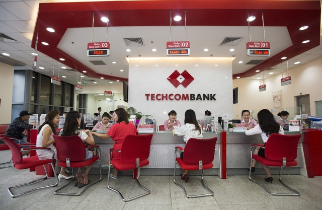 Tín dụng ngân hàng qua thời “bóc ngắn cắn dài” - 1
Techcombank là một trong số ít ngân hàng đã được NHNN chấp thuận nâng mức tăng trưởng tín dụng từ 14% lên đến 20% trong năm 2018.