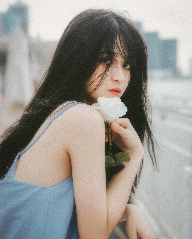 Nguyễn Minh Kiều (sinh năm 1998) còn được biết đến với biệt danh Bống. Hiện tại Minh Kiều đang là sinh viên năm cuối của trường Cao đẳng Kinh tế đối ngoại TP.HCM.