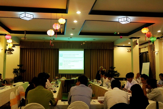 Sẽ thí điểm chi trả dịch vụ hấp thu và lưu trữ cac-bon của rừng - 1 Buổi họp bàn thí điểm chính sách chi trả dịch vụ hấp thu và lưu giữ cac-bon của rừng (C-PFES) thuộc hai tỉnh Quảng Nam và TT.Huế