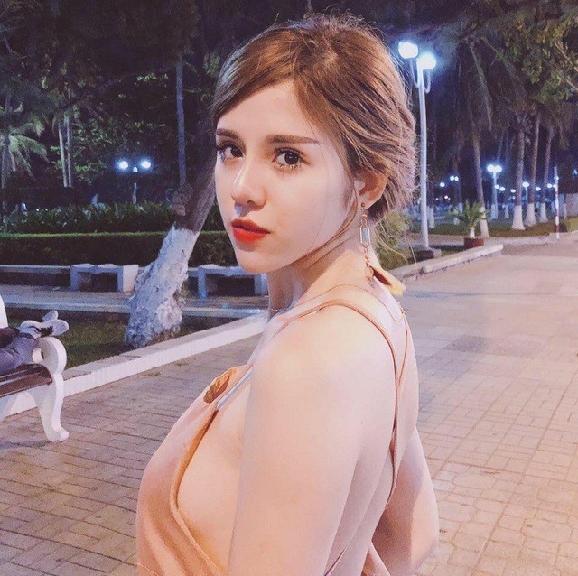 Hot vlogger Huy Cung bất ngờ làm đám hỏi cùng bạn gái xinh đẹp - 6 Hot vlogger Huy Cung bất ngờ làm đám hỏi cùng bạn gái xinh đẹp - 6