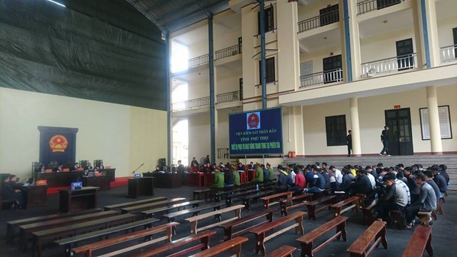 Cựu tướng Phan Văn Vĩnh "xin" mức án thấp nhất trong khung hình phạt - 1 Quang cảnh phiên tòa.