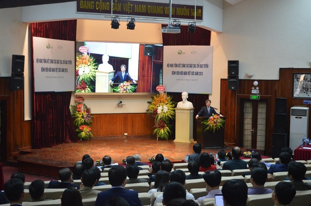 Bệnh viện vệ tinh làm giảm mạnh tỷ lệ chuyển tuyến chuyên ngành ngoại khoa - 1
GS.TS Trần Bình Giang chia sẻ tại Hội nghị Tổng kết công tác đào tạo, chỉ đạo tuyến của bệnh viện Việt Đức.