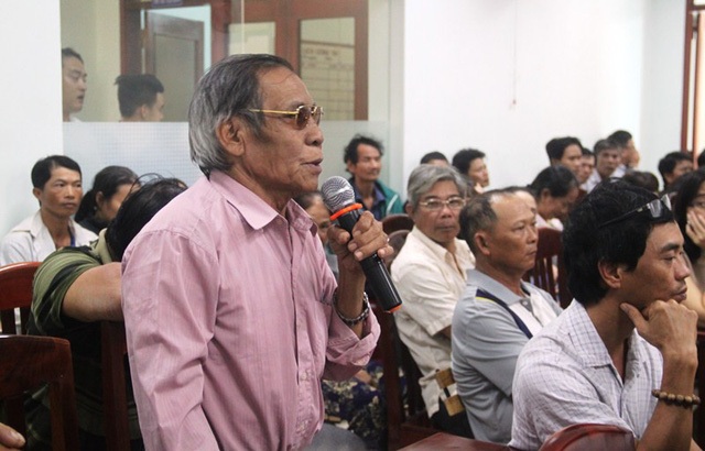 20 năm, TP Quy Nhơn không làm xong một… con đường (!?) - 2 Cử tri phường Lê Hồng Phong ý kiến xung quanh dự án đường Hoàng Văn Thụ nối dài còn nhiều bất cập.