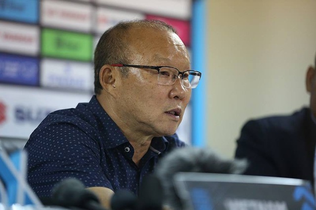 HLV Park Hang Seo: “Ngôi đầu bảng với tuyển Việt Nam rất quan trọng” - 1
HLV Park Hang Seo hài lòng với ngôi đầu bảng đội tuyển Việt Nam giành được
