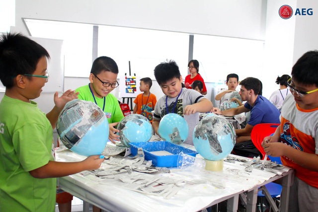 Cho trẻ học ngoại ngữ, cần nhìn xa trông rộng xu hướng thế giới - 4
Sự trưởng thành và niềm vui của trẻ là sự hài lòng, yên tâm của các bậc phụ huynh.