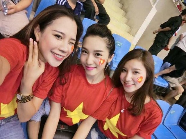Cổ động viên Việt Nam nằm trong top đẹp nhất AFF Cup 2018 - 2 Cổ động viên Việt Nam nằm trong top đẹp nhất AFF Cup 2018 - 2