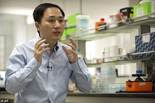 Cặp sinh đôi được chỉnh sửa DNA đầu tiên đã ra đời - 1 Nhà khoa học He JianKui vừa có tuyên bố gây sốc trong cộng đồng y học.