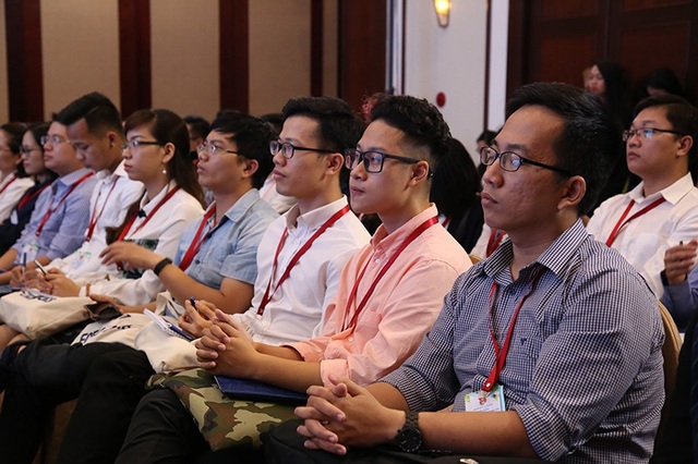 4 lí do giáo dục STEM được nhắc nhiều nhưng chưa triển khai rộng ở Việt Nam - 2 Các trí thức trẻ Việt Nam trong và ngoài nước lắng nghe và đóng góp ý kiến để thúc đẩy STEM để xây dựng nguồn nhân lực chất lượng cao trong phát triển cách mạng công nghiệp 4.0