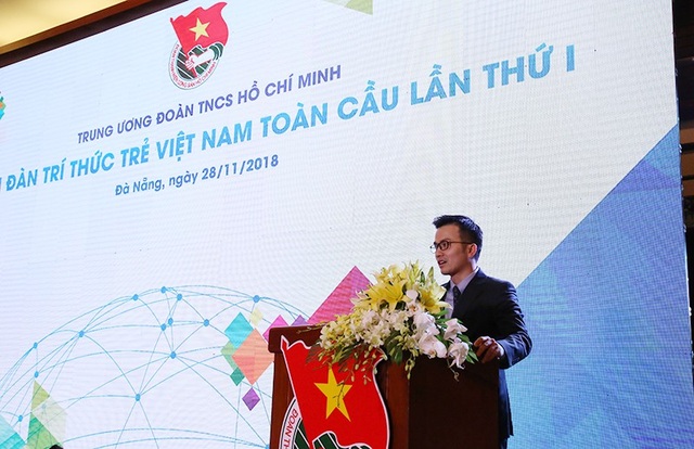 PGS. TS Trần Xuân Bách, Tổng Thư ký của Mạng lưới Trí thức trẻ Việt Nam toàn cầu: “Nguyên tắc chính của Mạng lưới Trí thức trẻ Việt Nam toàn cầu là chung tay góp sức, đoàn kết và bình đẳng, cùng nhau chia sẻ tầm nhìn, thông tin, tâm huyết, trí tuệ, kinh nghiệm và cơ hội.