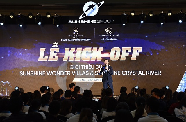 Bùng nổ sự kiện Sunshine Group đào tạo Sales tại 2 dự án siêu sang ở Hà Nội - 1 Bùng nổ sự kiện Sunshine Group đào tạo Sales tại 2 dự án siêu sang ở Hà Nội - 1