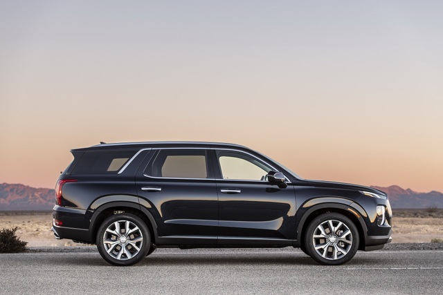 Hyundai Palisade sẵn sàng cho cuộc chiến với Toyota Highlander và Ford Explorer - 3 Hyundai Palisade sẵn sàng cho cuộc chiến với Toyota Highlander và Ford Explorer - 3