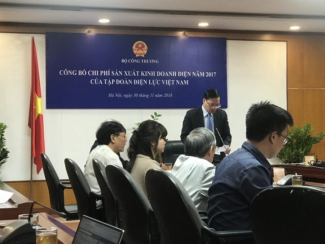 Công bố chi phí sản xuất kinh doanh điện: Giá điện đã đến lúc phải điều chỉnh - 1 Họp báo công bố chi phí sản xuất kinh doanh điện năm 2017 của Tập đoàn điện lực Việt Nam