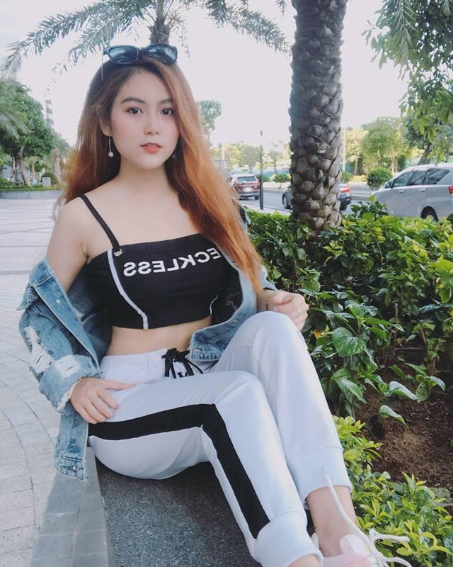 Nữ sinh sư phạm làm mẫu nội y: Chọn nghề giáo bình yên, tránh xa showbiz - 6 Nữ sinh sư phạm làm mẫu nội y: Chọn nghề giáo bình yên, tránh xa showbiz - 6