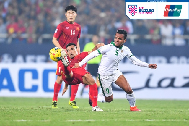 Những chủ nhân đầu tiên nhận vé xem AFF Cup 2018 tại Việt Nam - 2 Những chủ nhân đầu tiên nhận vé xem AFF Cup 2018 tại Việt Nam - 2
