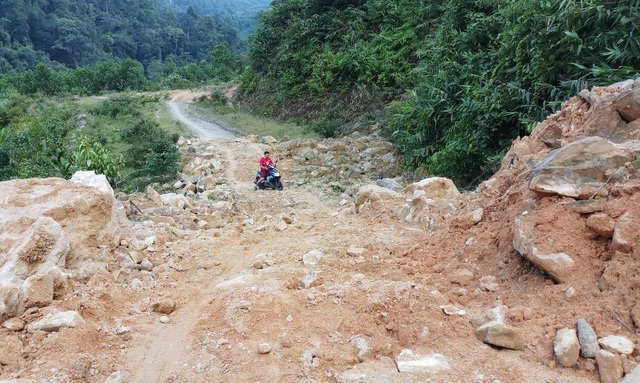 Đường quốc phòng - kinh tế hơn 500 tỷ đồng làm mãi không xong - 12 Đường quốc phòng - kinh tế hơn 500 tỷ đồng làm dở dang