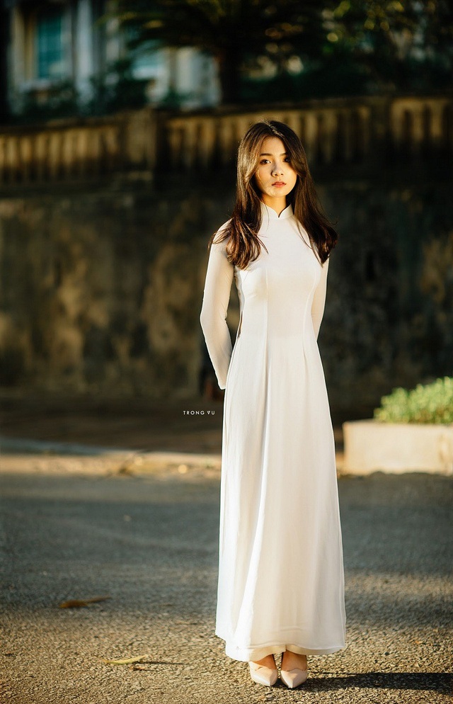 "Hot girl áo dài" Bắc Ninh lại gây thương nhớ trong bộ ảnh cuối thu - 11 "Hot girl áo dài" Bắc Ninh lại gây thương nhớ trong bộ ảnh cuối thu - 11