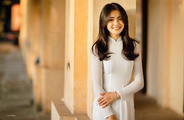 "Hot girl áo dài" Bắc Ninh lại gây thương nhớ trong bộ ảnh cuối thu - 10 "Hot girl áo dài" Bắc Ninh lại gây thương nhớ trong bộ ảnh cuối thu - 10