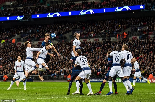 Harry Kane giúp Tottenham nuôi hy vọng đi tiếp ở Champions League - 18
PSV Eindhoven sau thất bại này đã hết cơ hội đi tiếp ở Champions League