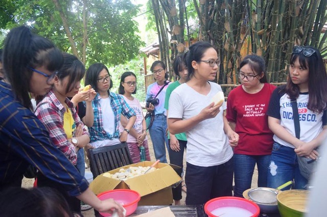 Đến Triêm Tây nghe cô gái Hà Nội kể câu chuyện sống theo quy luật của tự nhiên - 5 Đến với Triêm Tây, “An Nhiên farm”, du khách sẽ được nghe những câu chuyện về ngôi làng mang trong mình những giá trị văn hóa lịch sử và cảnh quan tự nhiên của một ngôi làng thuần Việt.