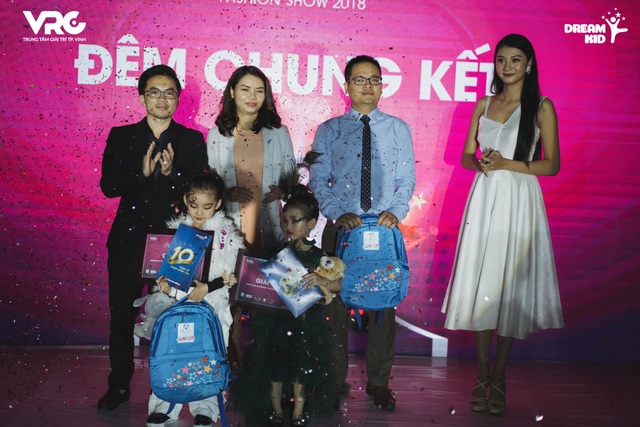 DreamKid’s Fashion Show 2018 - Ngày hội của những "mẫu nhí" xứ Nghệ - 12 DreamKid’s Fashion Show 2018 - Ngày hội của những "mẫu nhí" xứ Nghệ - 12