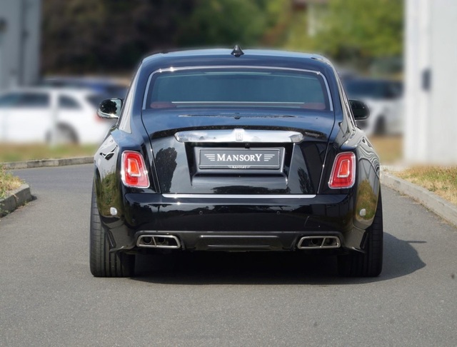 Mansory tân trang Rolls-Royce Phantom, nâng công suất lên hơn 600 mã lực - 19 Mansory tân trang Rolls-Royce Phantom, nâng công suất lên hơn 600 mã lực - 19