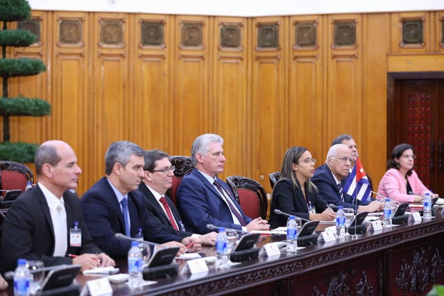 Việt Nam - Cuba sẽ tăng gấp đôi kim ngạch thương mại trong 4 năm tới - 4
Lãnh đạo Việt Nam - Cuba nhất trí triển khai hiệu quả hiệp định thương mại mới, tăng gấp đôi kim ngạch thương mại trong vòng 4 năm tới