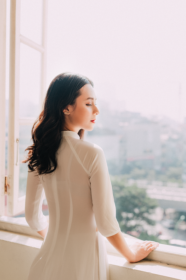 Miss Áo dài trường Báo: Phụ nữ phải có sự nghiệp mới mưu cầu được hạnh phúc - 5 Miss Áo dài trường Báo: Phụ nữ phải có sự nghiệp mới mưu cầu được hạnh phúc - 5