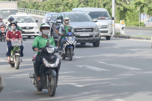 Giới tài xế xe công nghệ đòi doanh nghiệp đối xử công bằng, tử tế! - 1 Giới tài xế xe công nghệ đòi doanh nghiệp đối xử công bằng, tử tế! - 1
