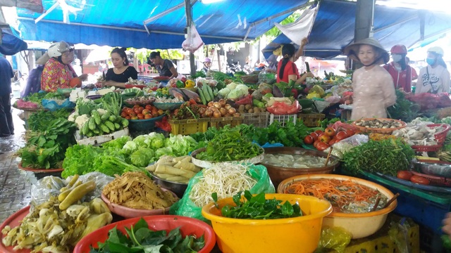 Đà Nẵng: Còn ít cơ sở được xác nhận chuỗi cung ứng thực phẩm an toàn - 1 Nguồn rau, trái cây nhập vào TP Đà Nẵng đều được quản lý