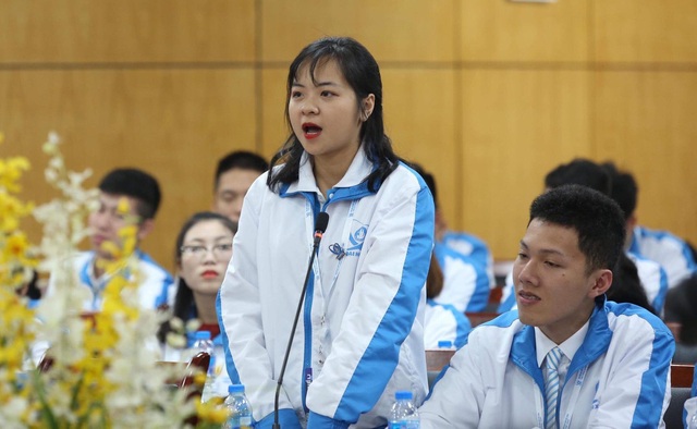 Hỗ trợ học tập online trên Facebook, không để SV lãng phí thời gian vô bổ - 2 Những ý kiến đóng góp cho diễn đàn cũng là nguyện vọng của sinh viên cả nước