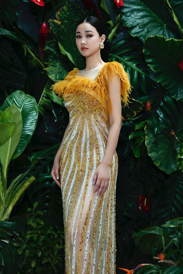 Maya tiết lộ cảnh “nóng” “trần trụi” và nụ hôn đồng tính đầu tiên trong cuộc đời - 2 Maya ngày càng đẹp khi đã làm mẹ.