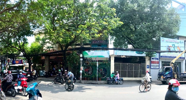 “Xẻ thịt” đất công mở nhà hàng ăn nhậu hoành tráng nhất quận tại TP HCM! - 1 “Xẻ thịt” đất công mở nhà hàng ăn nhậu hoành tráng nhất quận tại TP HCM! - 1