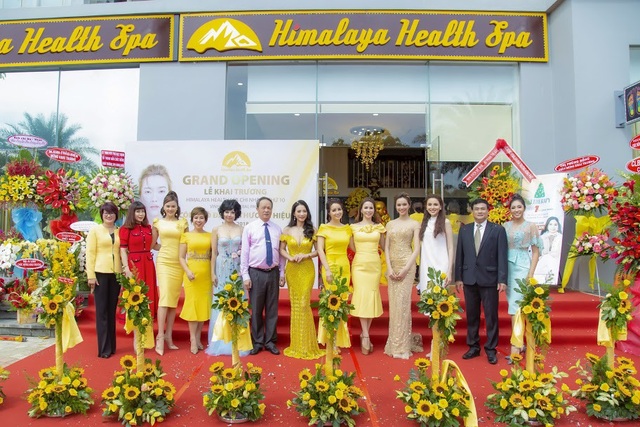 Lễ cắt băng khai trương Himalaya Health Spa thứ 10.