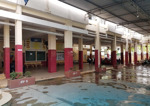 Nha Trang bất ngờ muốn sử dụng trường Lê Quý Đôn nằm ở “đất vàng” - 4 Không gian trường THCS Võ Văn Ký, TP Nha Trang khá chật hẹp, ảnh hưởng đến chất lượng dạy học