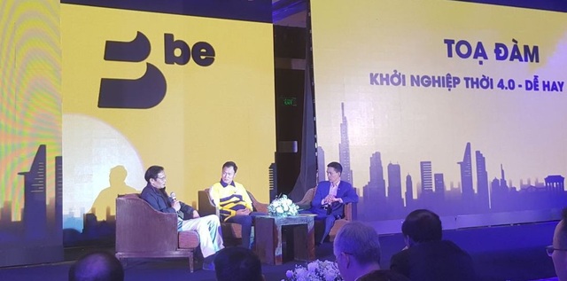 "Đại gia" Singapore nhăm nhe thị trường gọi xe Việt với lời đe “quét sạch” doanh nghiệp nội? - 1 Buổi toạ đàm với chủ đề “Khởi nghiệp thời 4.0: Dễ hay khó?” cùng sự tham gia của CEO be và các chuyên gia kinh tế.